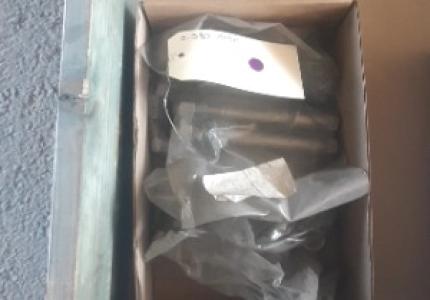 LOT DE PIECES FIXC/POIDS 56K